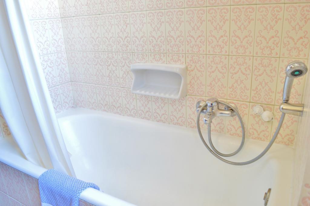 Acropol Hotel Athén Szoba fotó